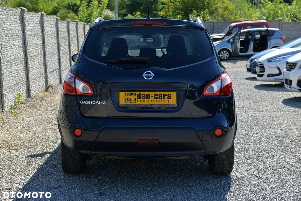 Nissan Qashqai 2.0 4x4 Tekna - 4