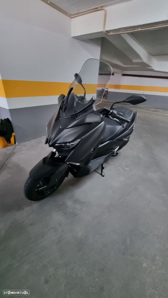 Yamaha X-Max - 3