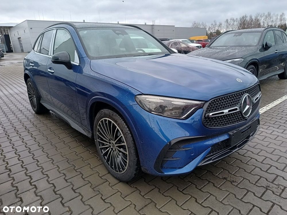 Mercedes-Benz GLC - 2