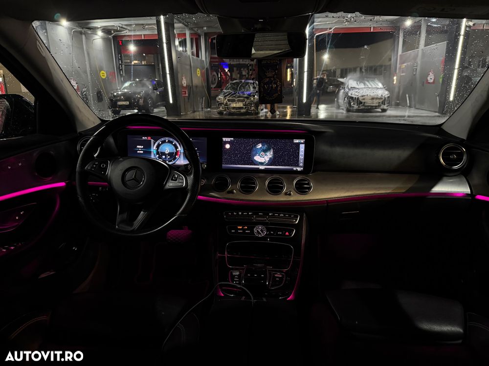Mercedes-Benz E - 10