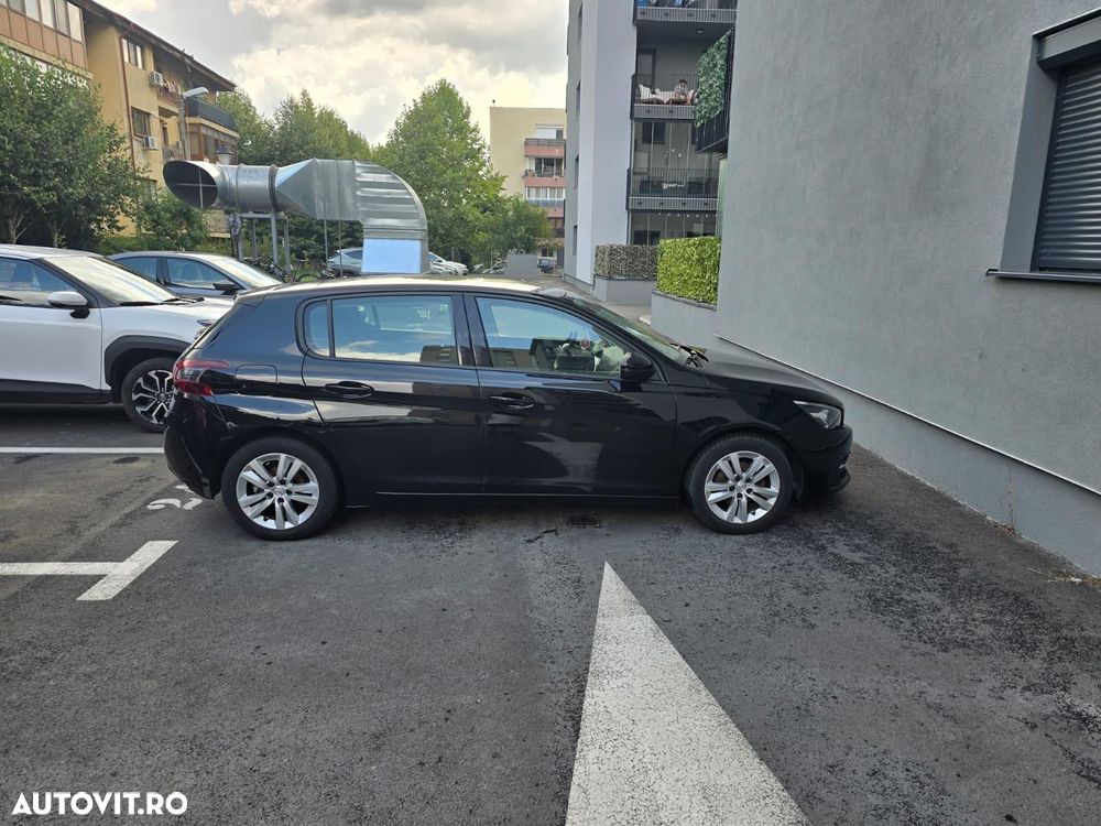 Peugeot 308 1.2 L PureTech Turbo S&S Allure - 5