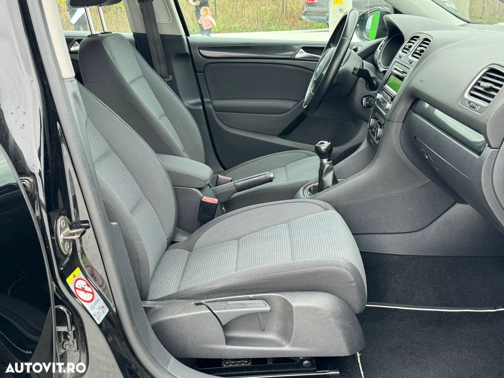 Volkswagen Golf 1.2 TSI BMT Comfortline - 16