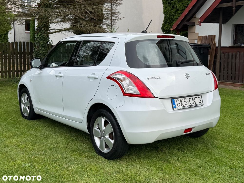 Suzuki Swift - 5
