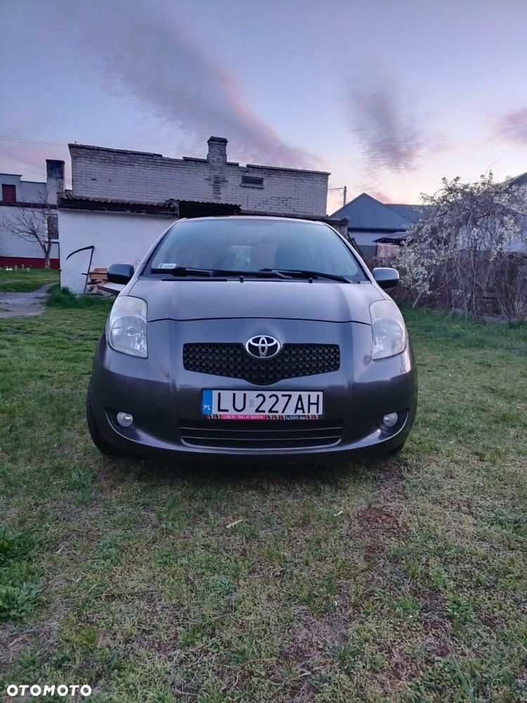 Toyota Yaris 1.3 VVT-i Executive - 6