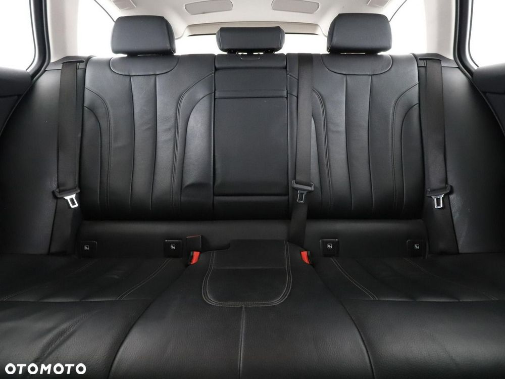 BMW Seria 5 520d mHEV - 19