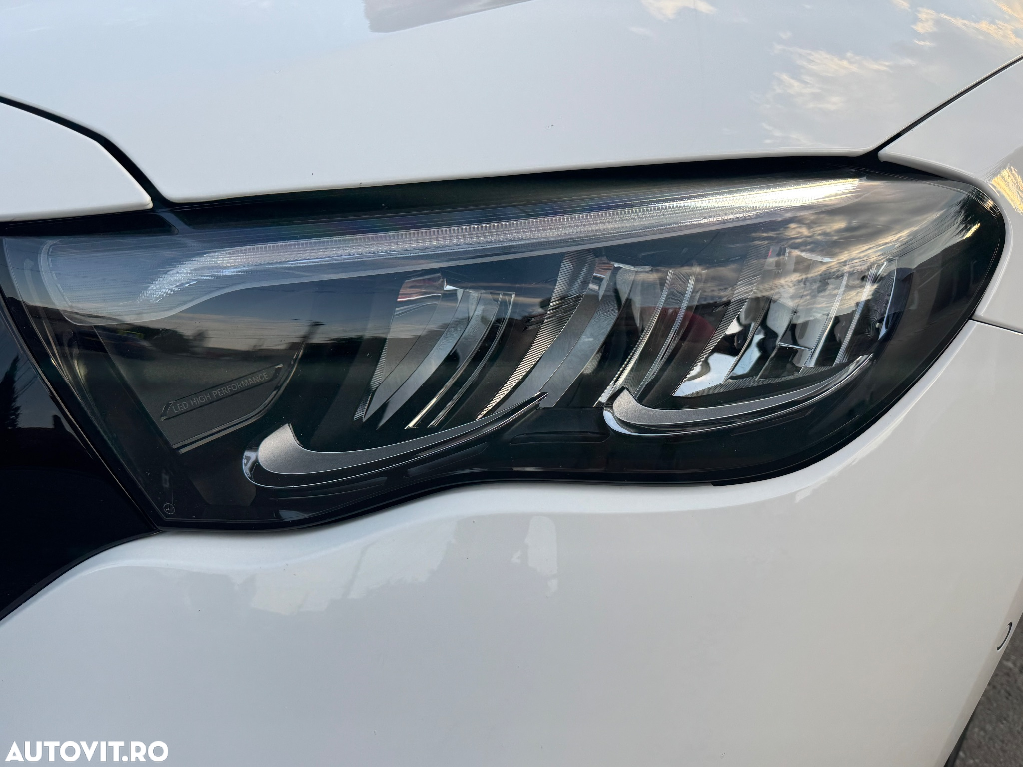 Mercedes-Benz E 220 d T 9G-TRONIC Edition AVANTGARDE - 29
