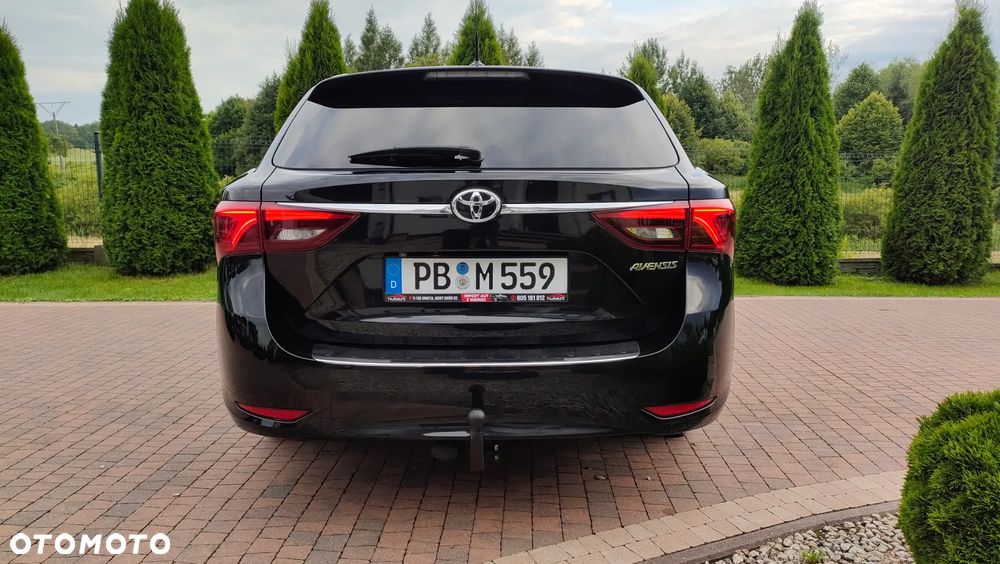 Toyota Avensis 2.0 D-4D Premium - 5