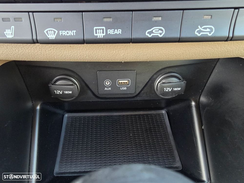 Hyundai Tucson 1.7 CRDi Executive - 32