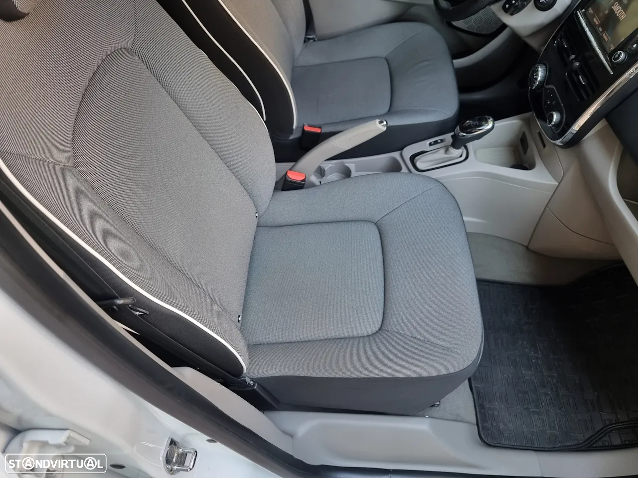 Renault Zoe (c/ Bateria) Intens - 26
