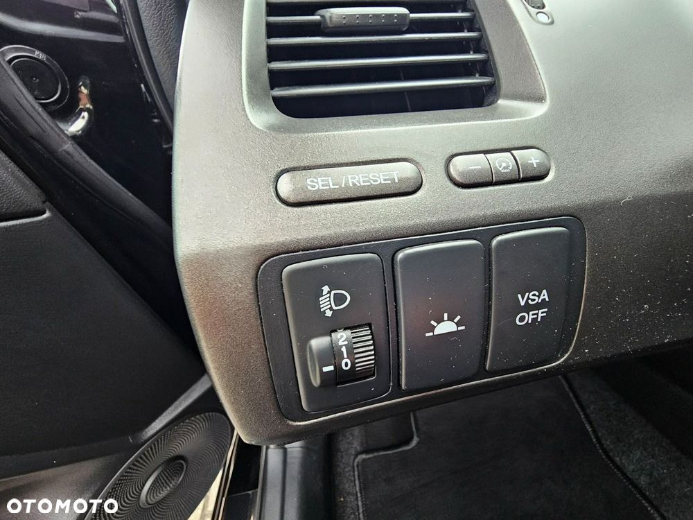 Honda Civic 1.8 Executive - 22