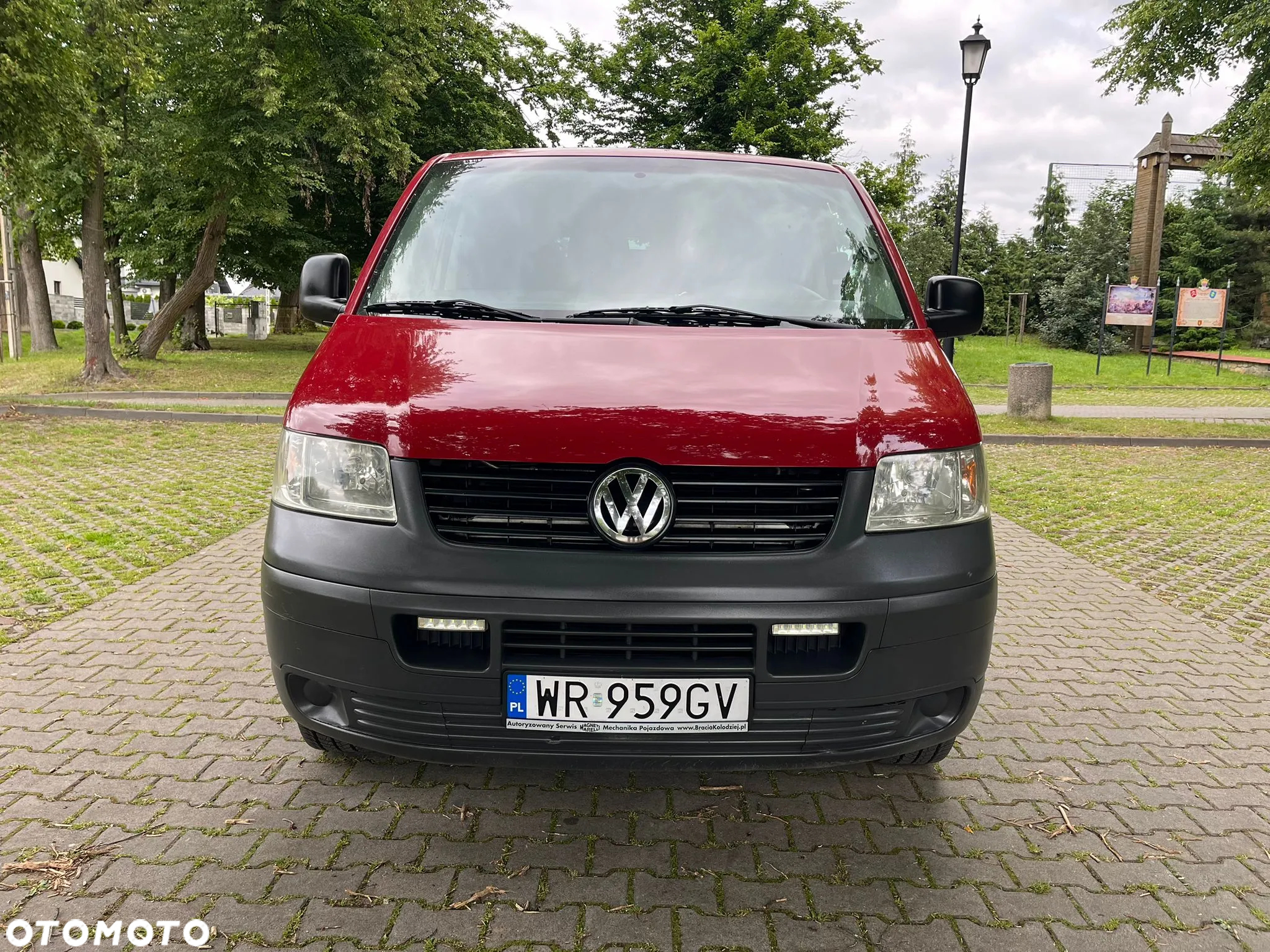 Volkswagen Transporter - 2
