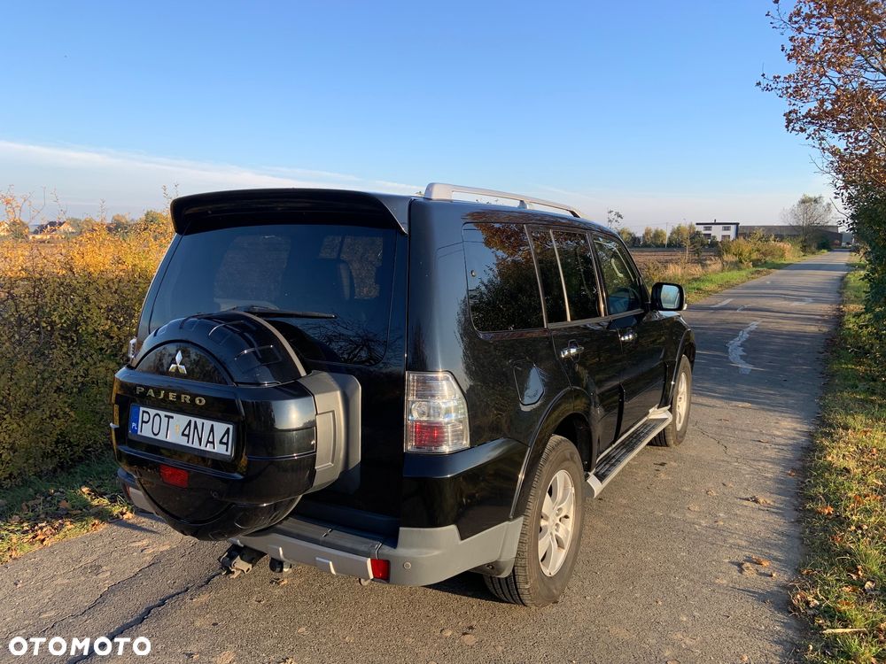 Mitsubishi Pajero 3.2 DID Alpine Edition - 4