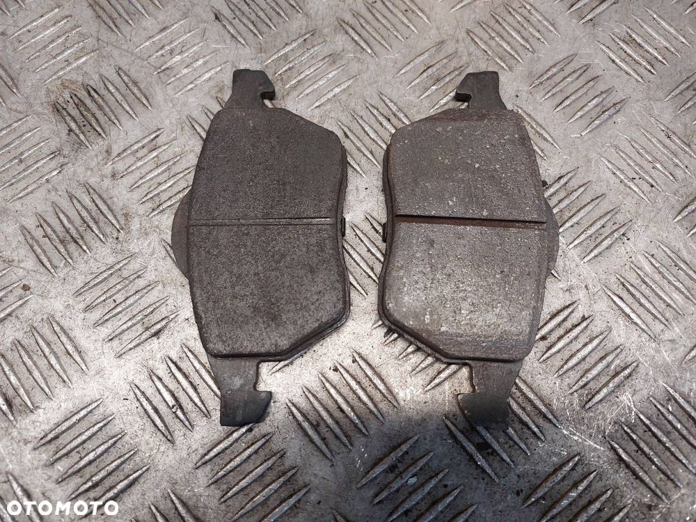 TARCZE HAMULCOWE PRZÓD + KLOCKI + ZACISKI AUID A6 C6 2.0 TDI - 10