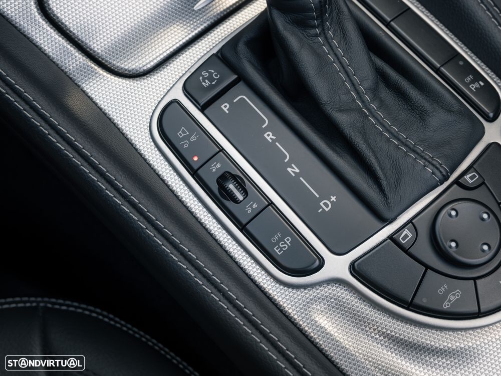 Mercedes-Benz SL 350 Standard - 32