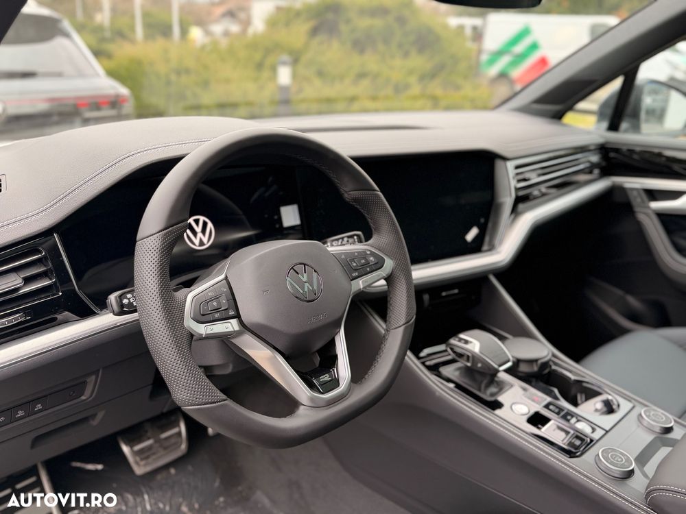 Volkswagen Touareg V6 TDI R-Style - 10