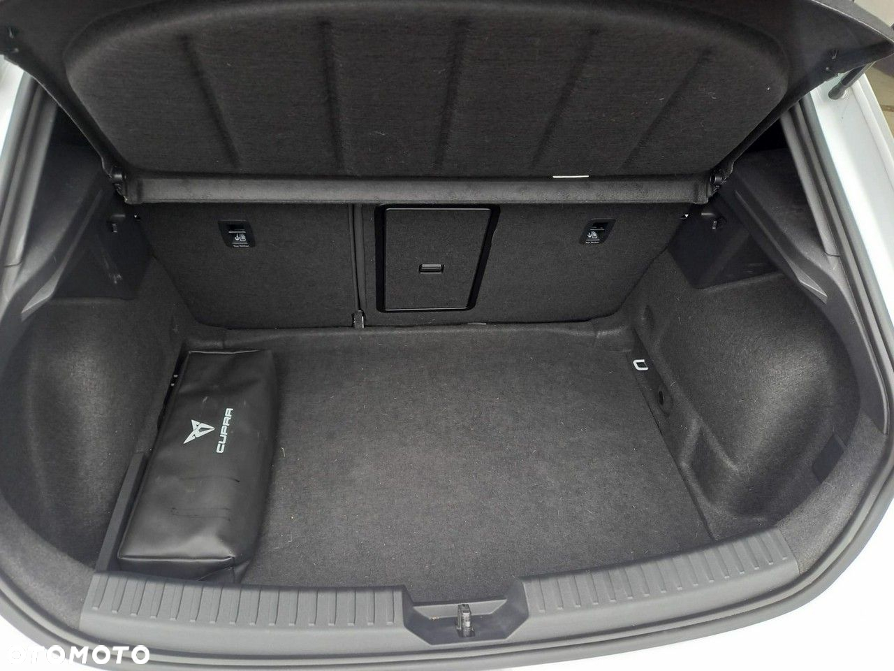 Cupra Leon 2.0 TSI DSG - 14
