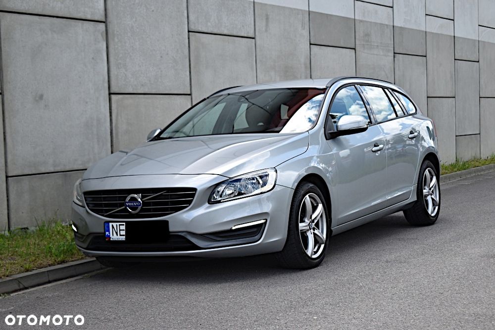 Volvo V60 DRIVe - 15