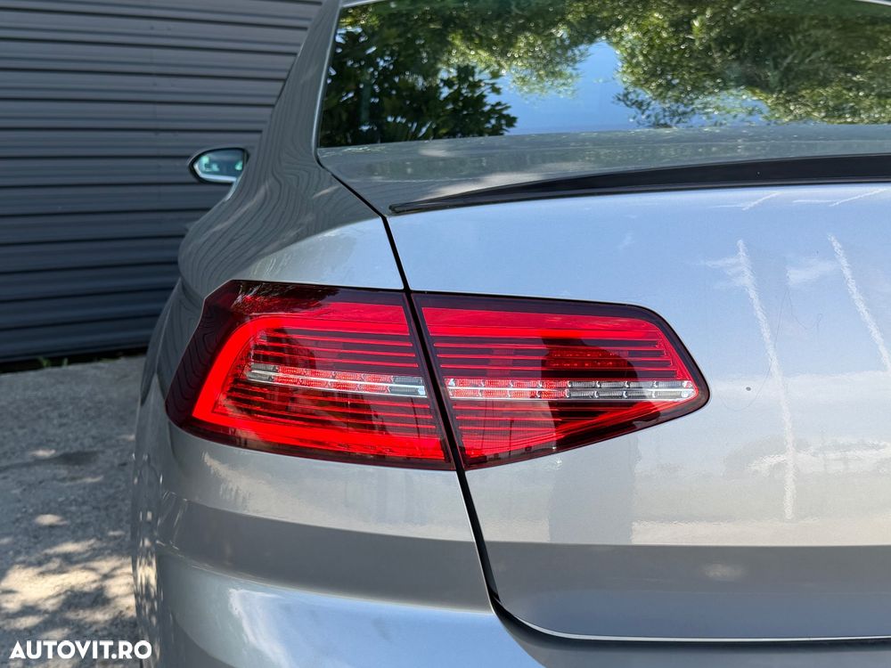 Volkswagen Passat 2.0 TDI DSG Highline - 31