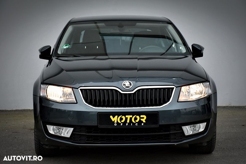 Skoda Octavia 1.6 TDI (Green tec) DSG Joy - 2