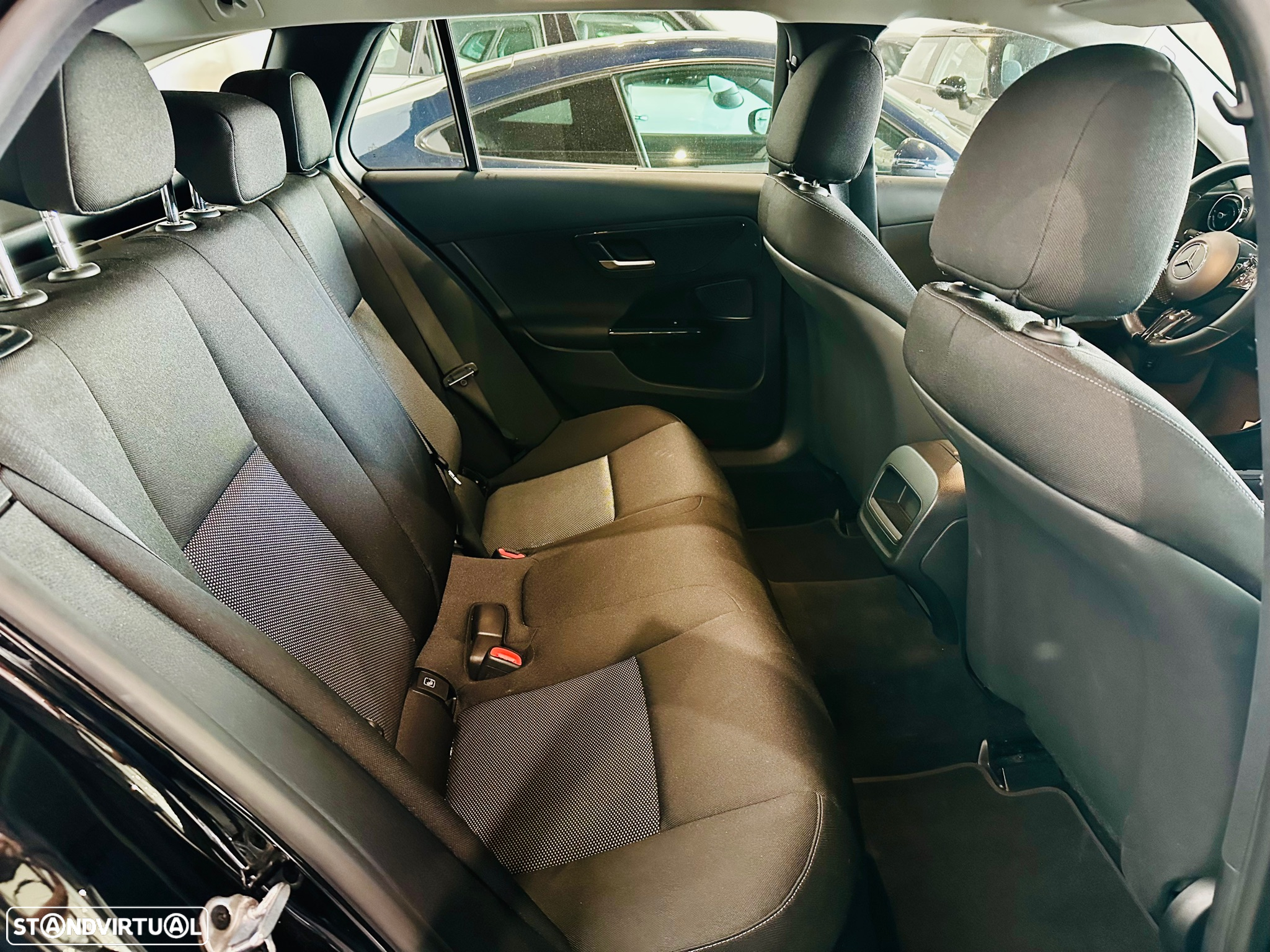 Mercedes-Benz C 220 d Avantgarde - 15
