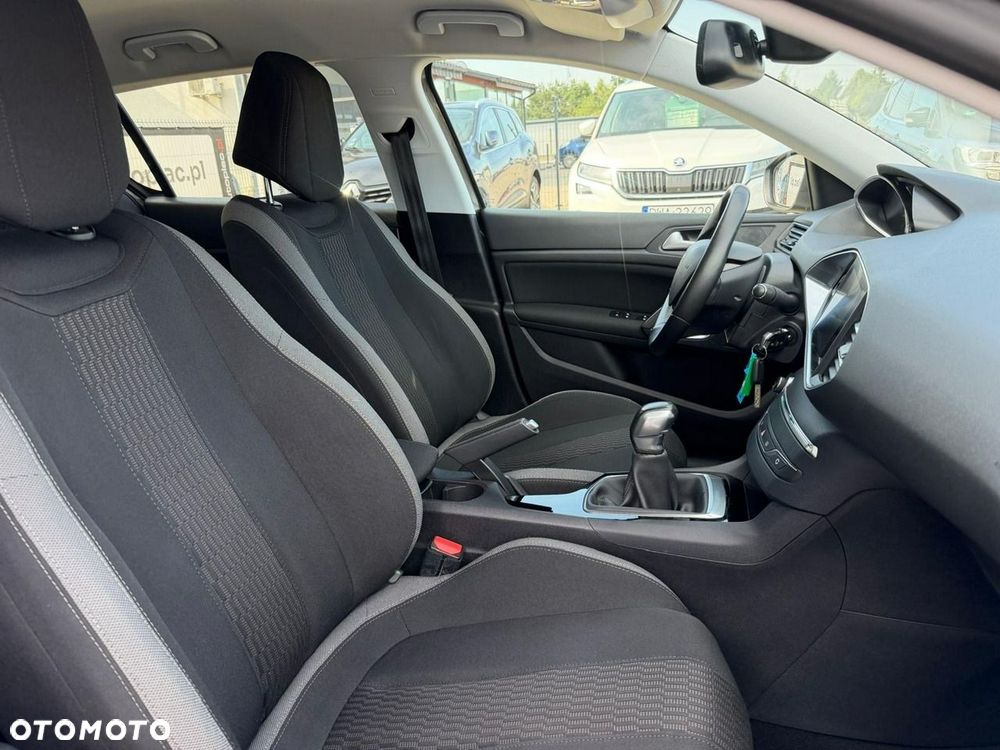 Peugeot 308 PureTech 110 Stop & Start Style - 14