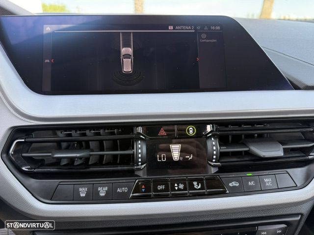 BMW 116 d Aut. Urban Line - 32