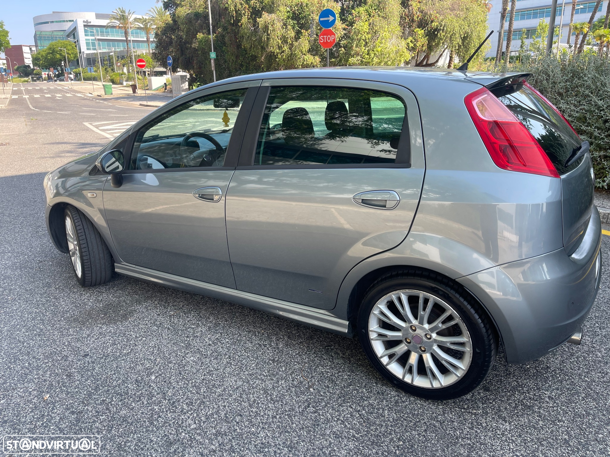 Fiat Grande Punto 1.3 M-Jet Sport - 2