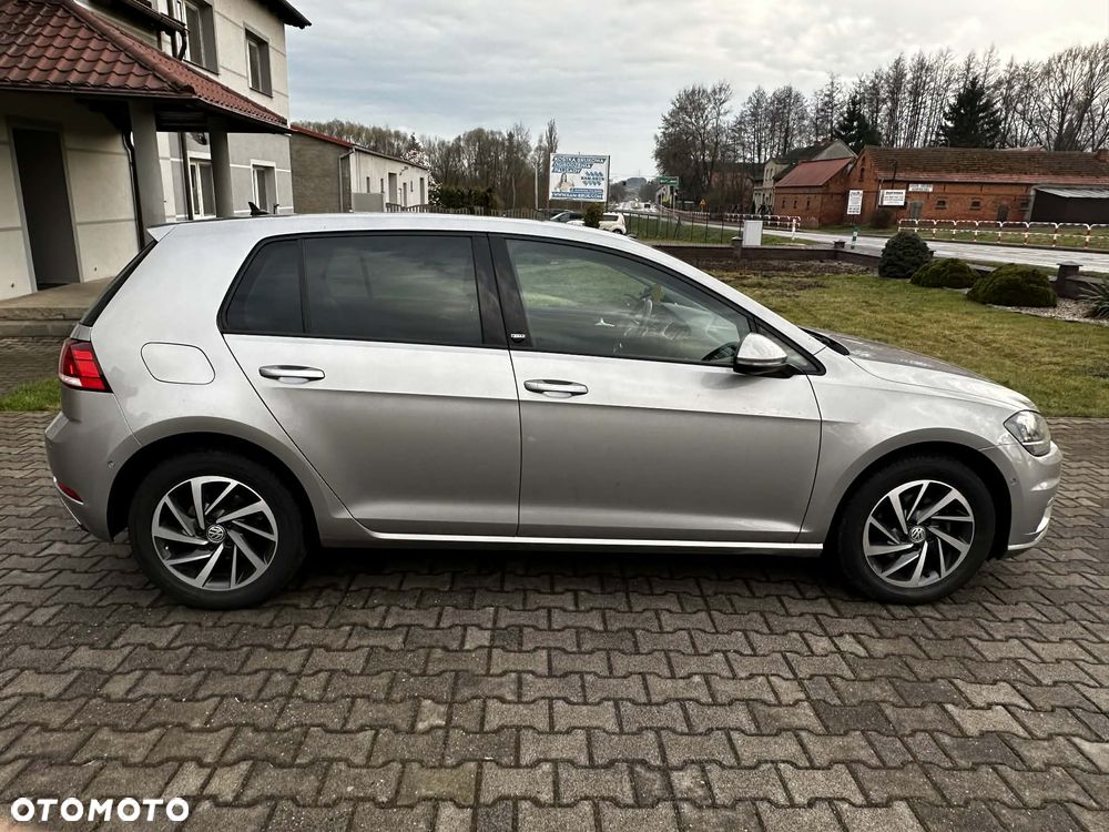Volkswagen Golf 2.0 TDI Sound - 2