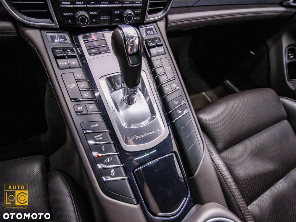 Porsche Panamera 4S Executive PDK - 22