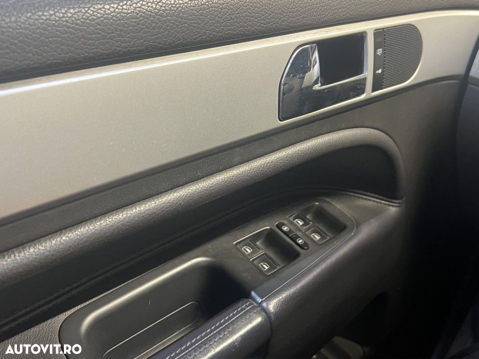 Volkswagen Touareg 3.0 V6 TDI Aut. - 8