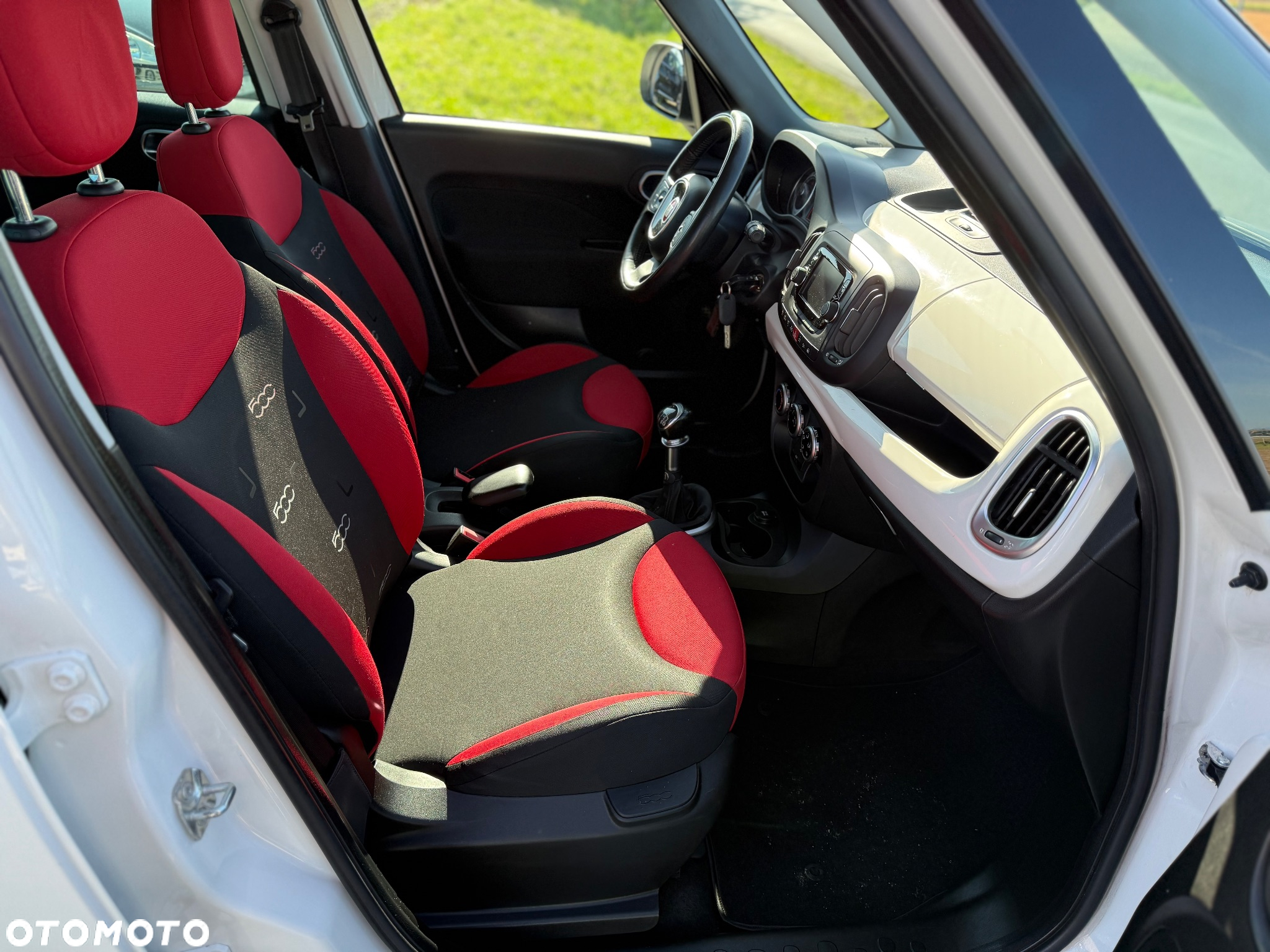 Fiat 500L 1.4 16V (RED) - 29