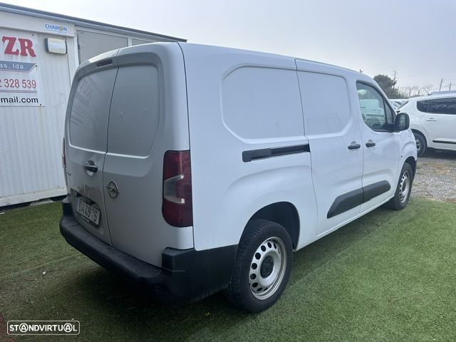 Opel COMBO LONGA 3 LUGARES CX.6V. - 3