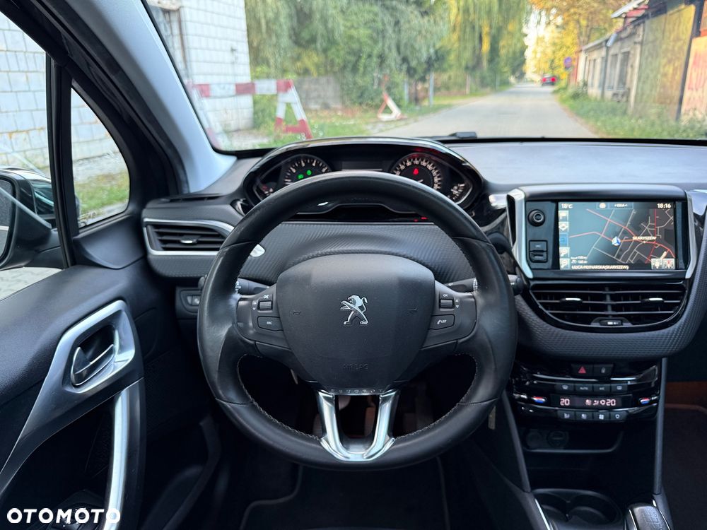 Peugeot 208 PureTech 110 Stop & Start Active - 19