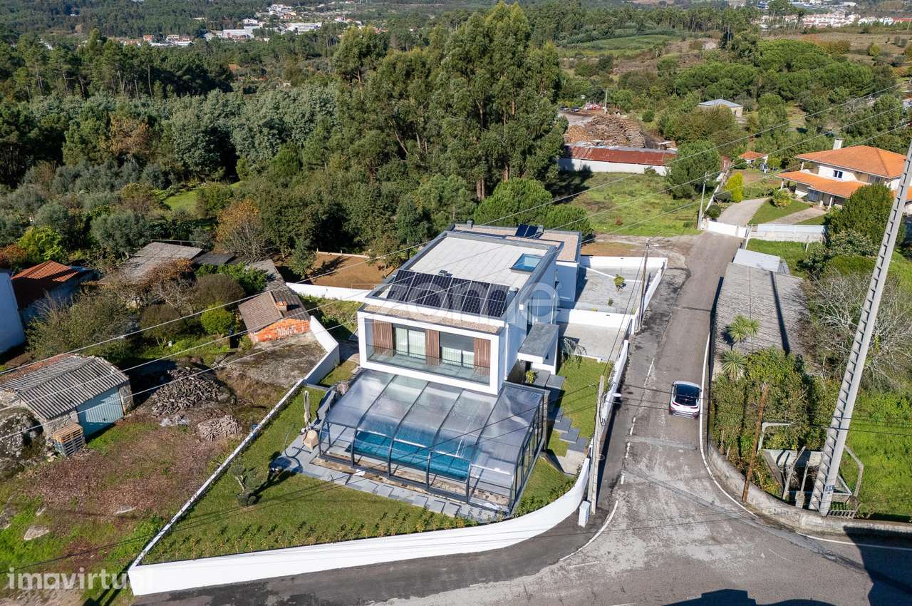 Moradia inteligente em Viseu - Grande imagem: 2/60