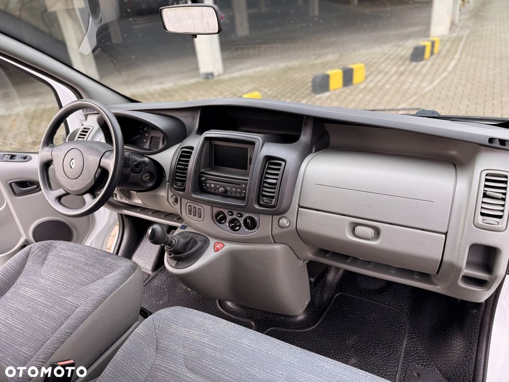 Renault Trafić - 20