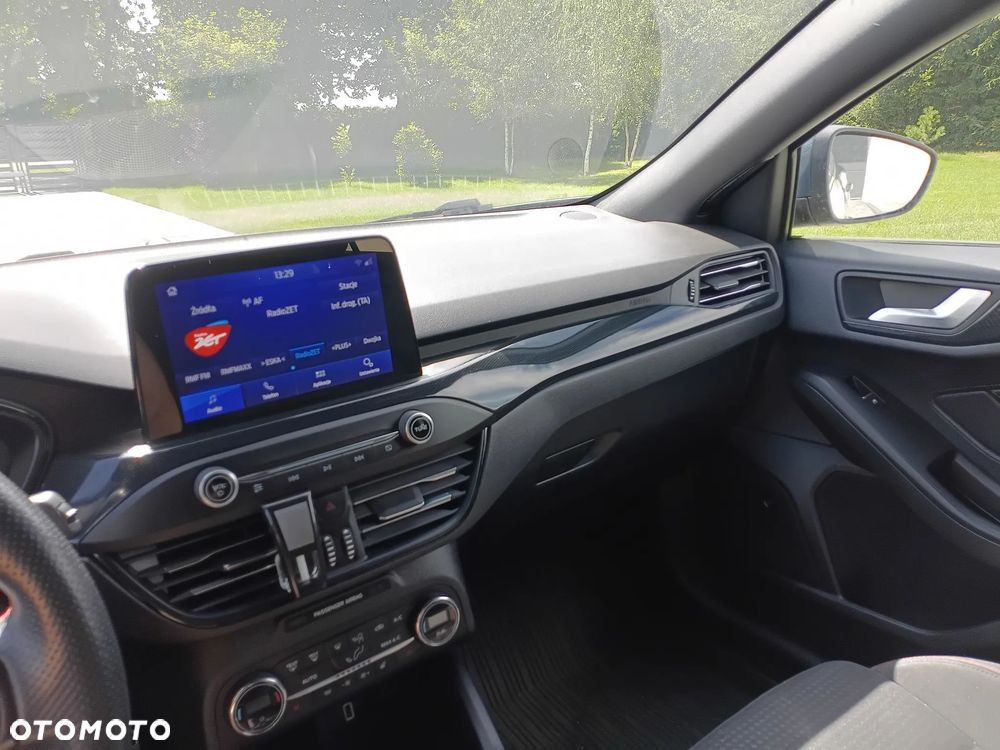 Ford Focus 2.0 EcoBlue ST-Line - 26