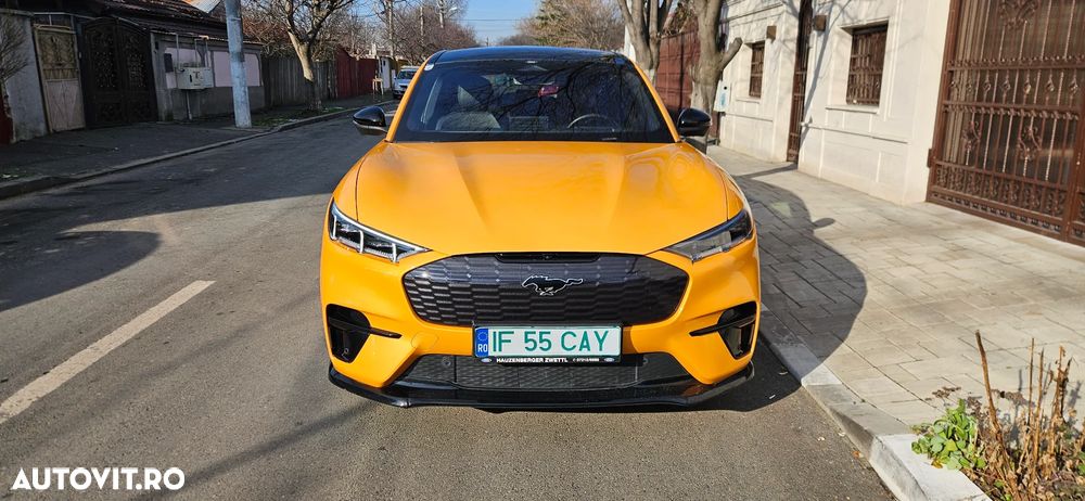 Ford Mustang Mach-E AWD GT - 14