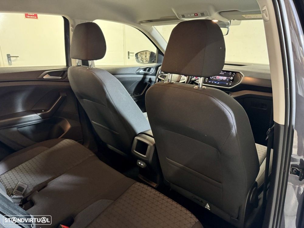 VW T-Cross 1.0 TSI Life - 42