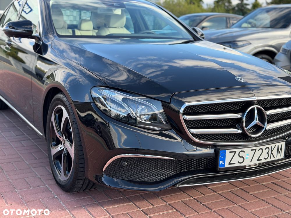 Mercedes-Benz Klasa E 300 d 9G-TRONIC Avantgarde - 41