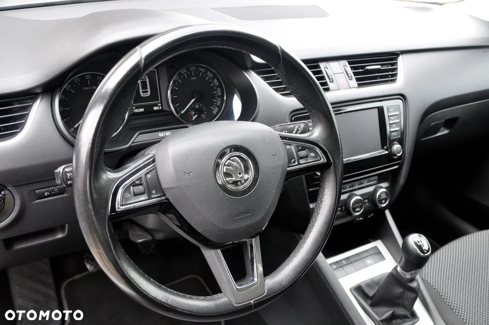 Skoda Octavia 2.0 TDI Style - 7