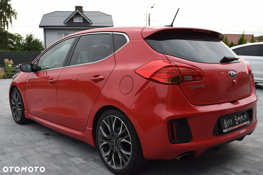 Kia Ceed Cee'd 1.6 T-GDI GT - 4