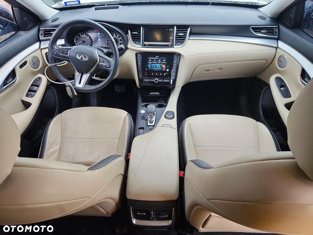 Infiniti Q50 - 7