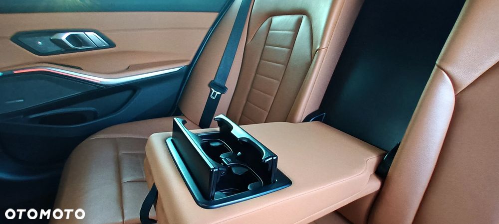 BMW Seria 3 - 13