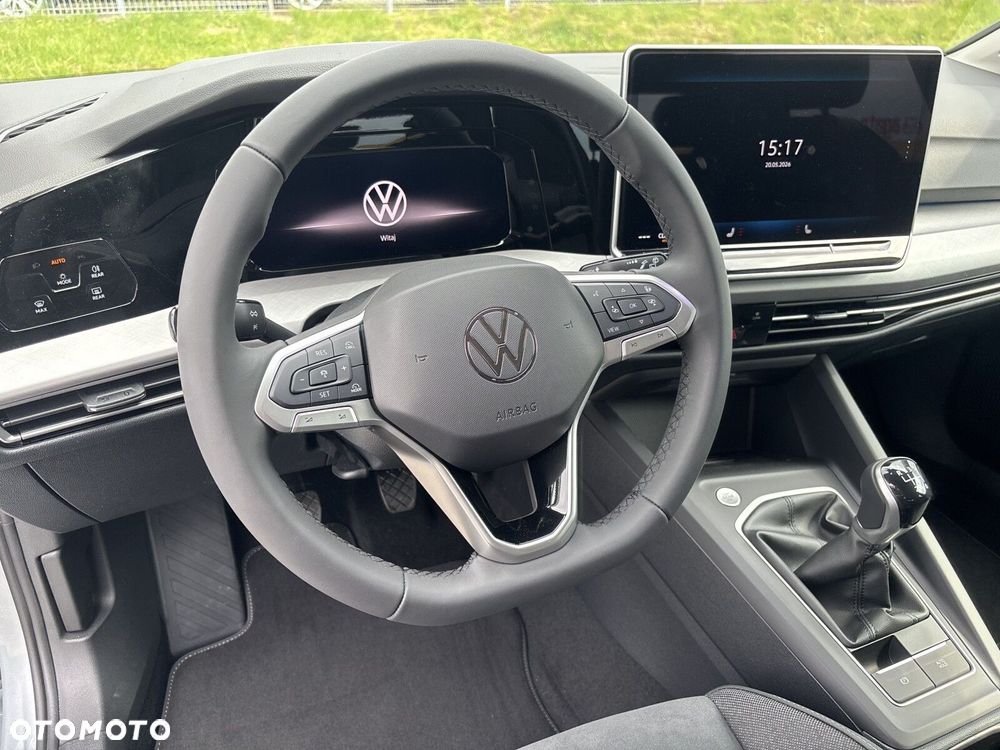 Volkswagen Golf - 10