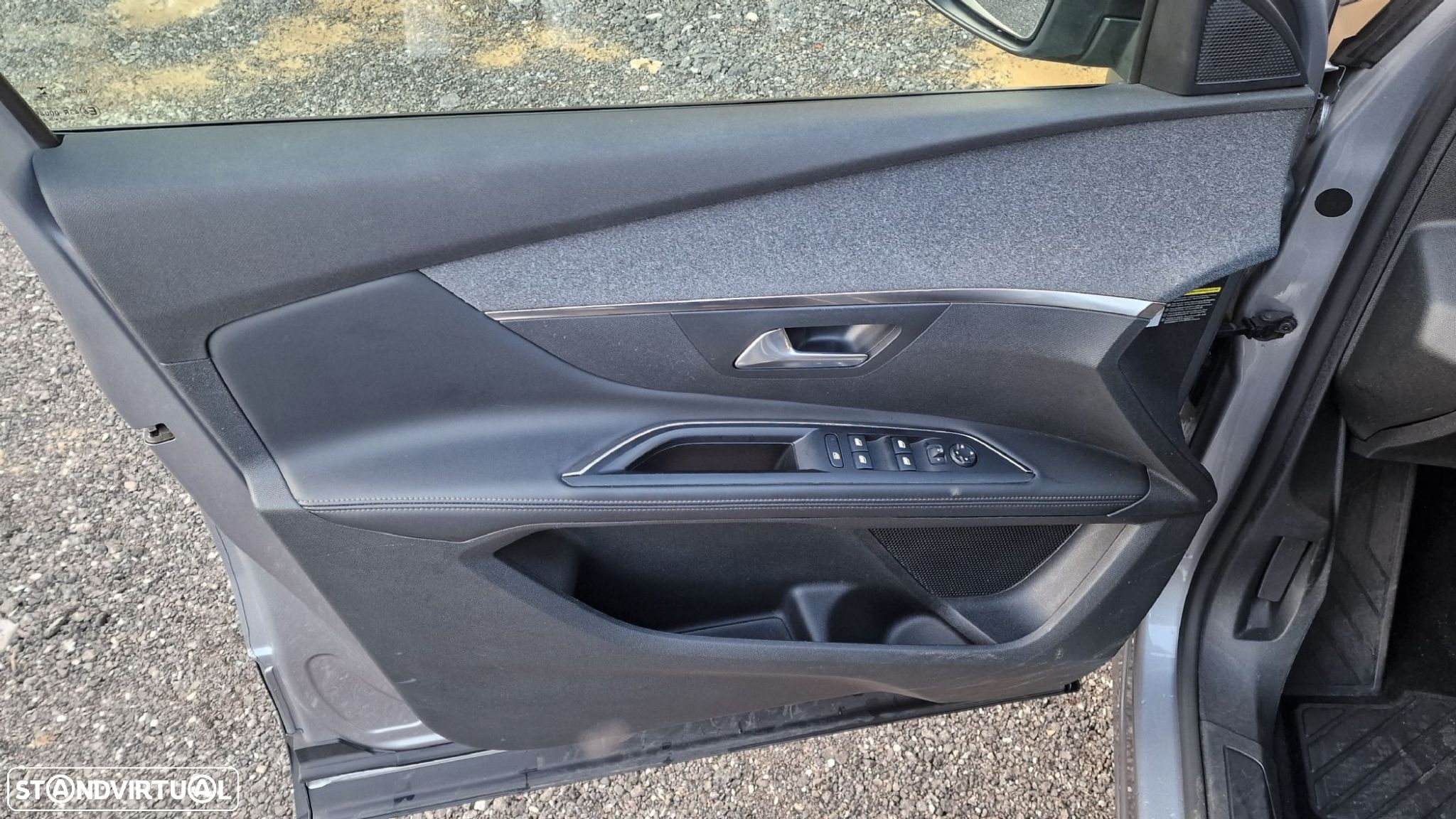 Peugeot 5008 1.5 BlueHDi Allure EAT8 - 11