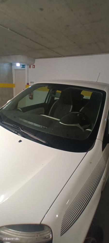 Renault Twingo 1.0 SCe Night&Day — fotografia 21