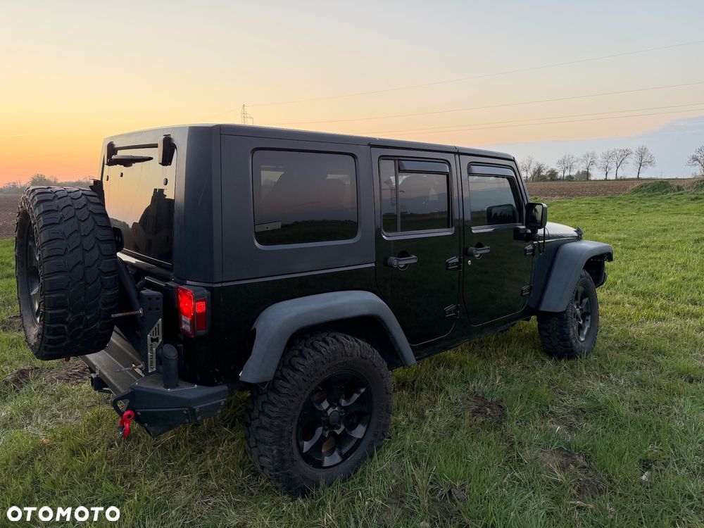 Jeep Wrangler - 10