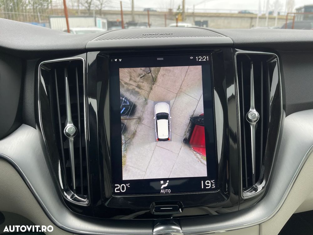 Volvo XC 60 Recharge T8 Twin Engine eAWD Inscription - 14