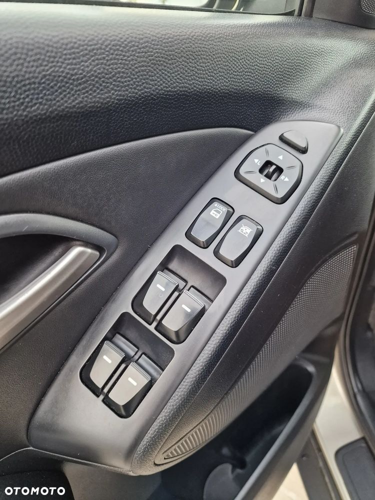 Hyundai ix35 2.0 CRDi 2WD Trend - 10
