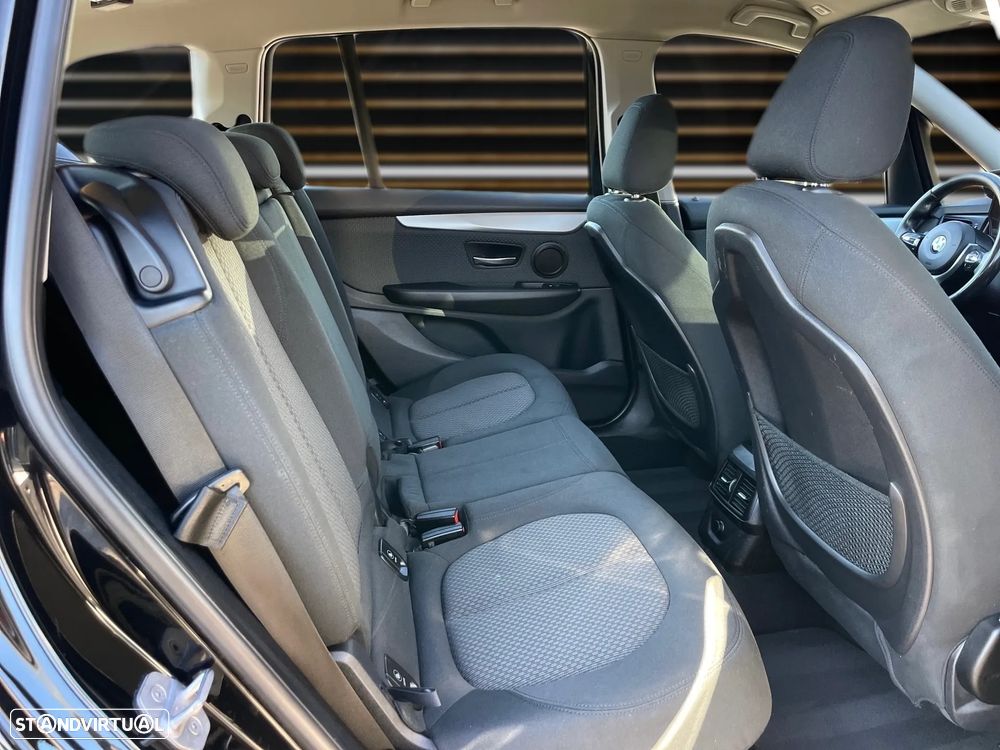 BMW 218 Gran Tourer d Aut. Advantage - 6